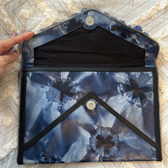 NWOT Rebecca Minkoff Leather Envelope Clutch - Picture 3 of 9
